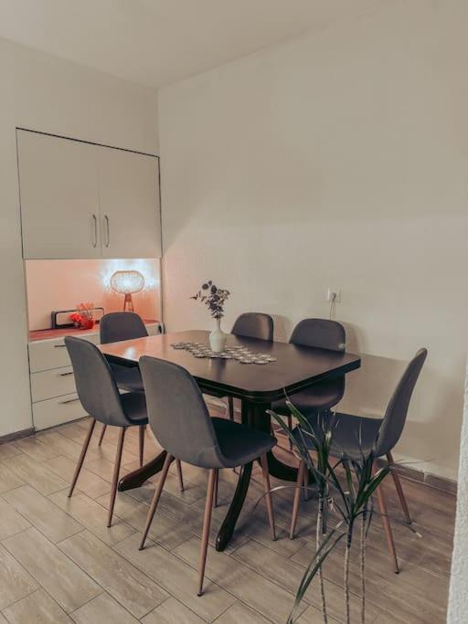 City Center Apartment Gjakova Luaran gambar